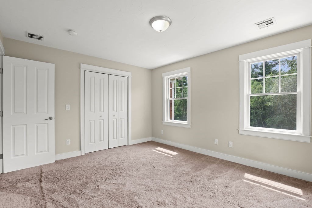 10 Pond Edge Trl Property Photo 33
