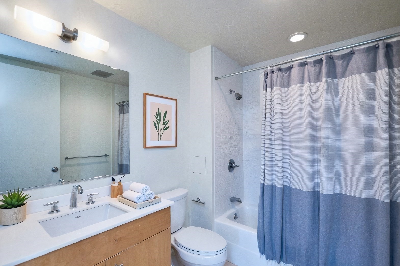 700 Harrison Avenue # 305 Property Photo 12