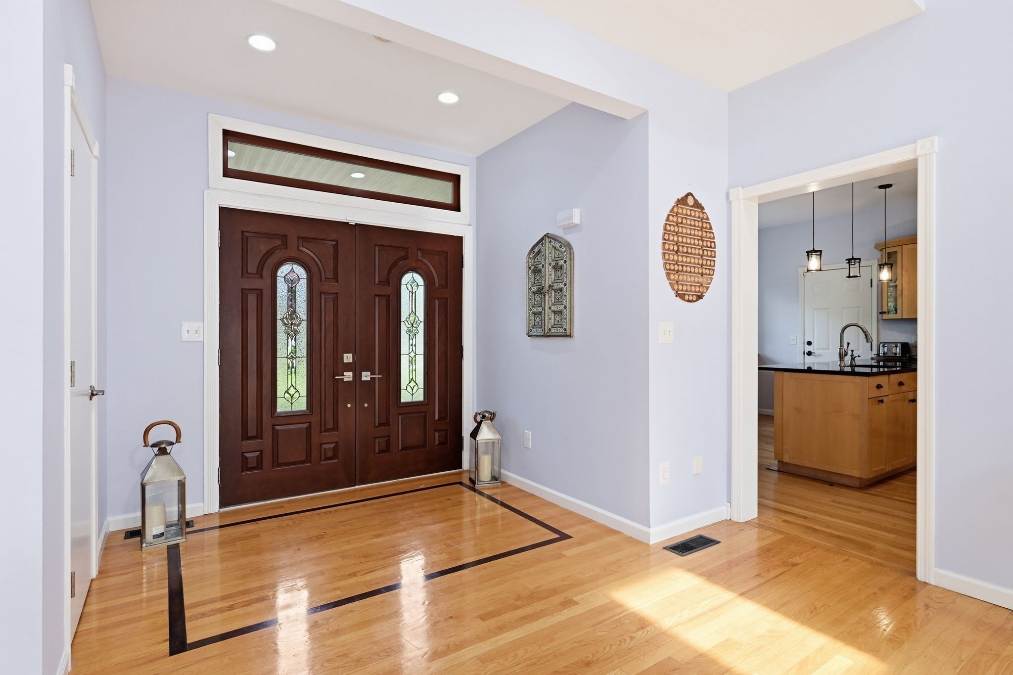 20 Raymond Cir Property Photo 3