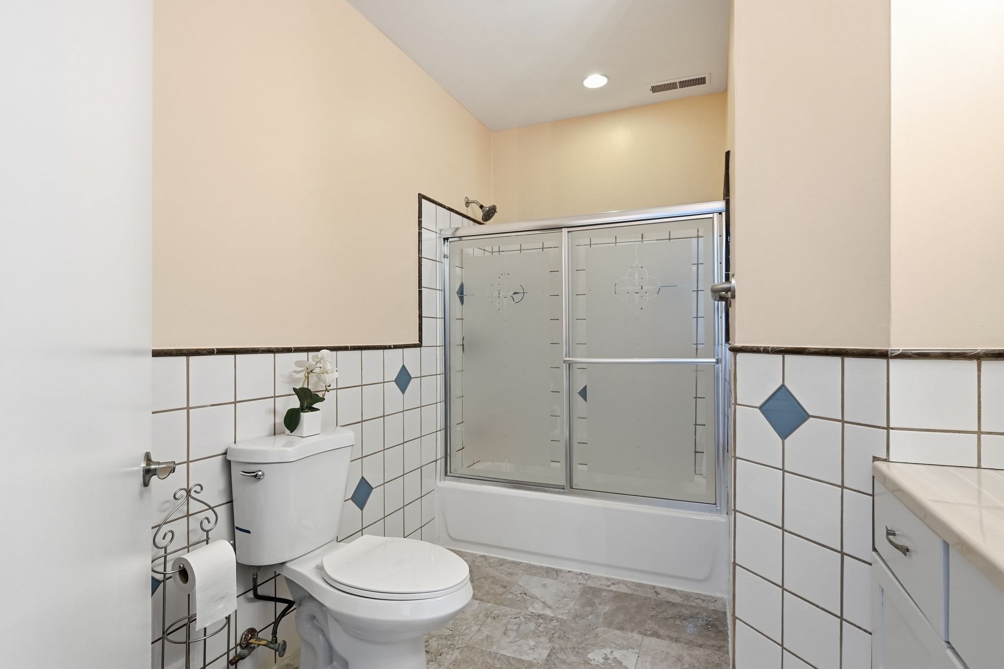 20 Raymond Cir Property Photo 33