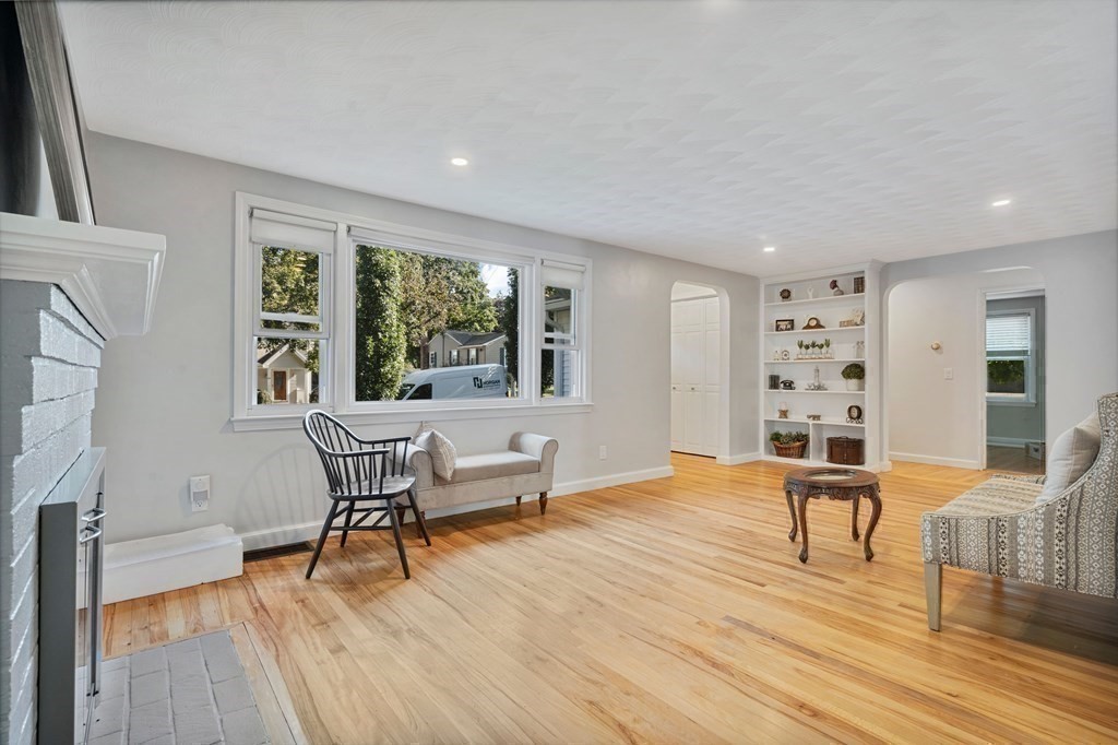 15 Temple Rd. Property Photo 10
