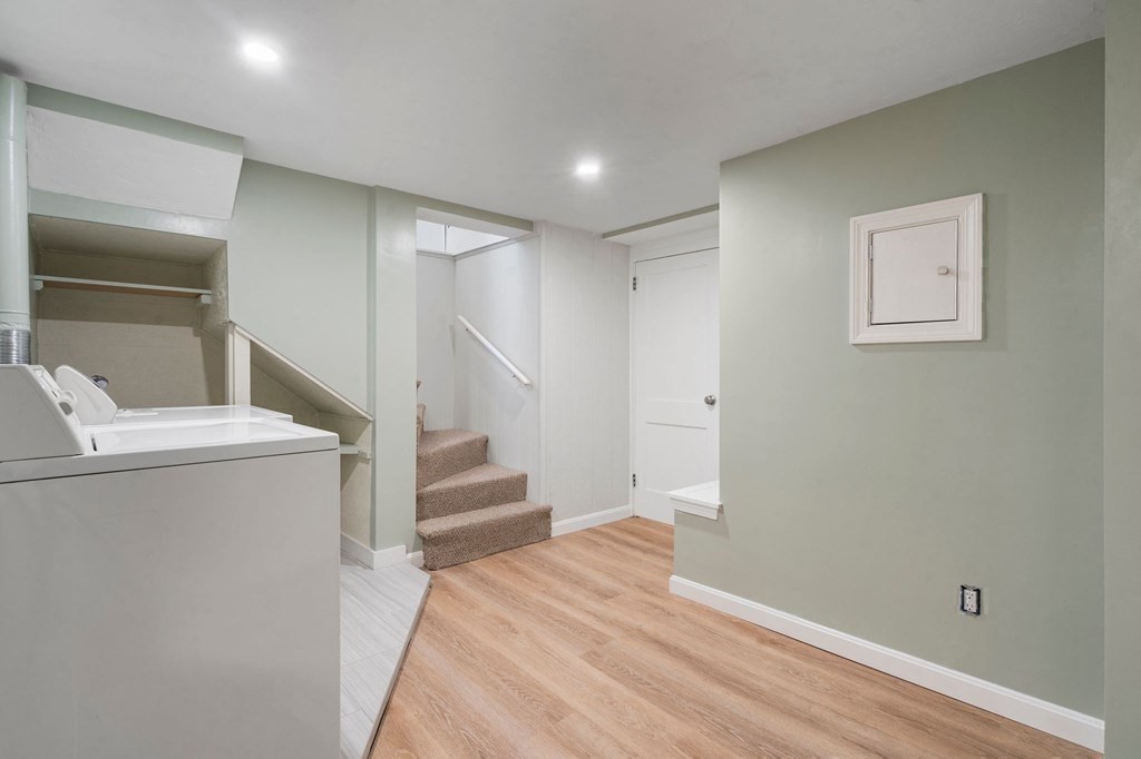 15 Temple Rd. Property Photo 16