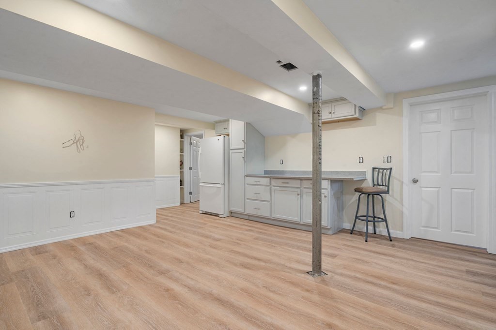 15 Temple Rd. Property Photo 18