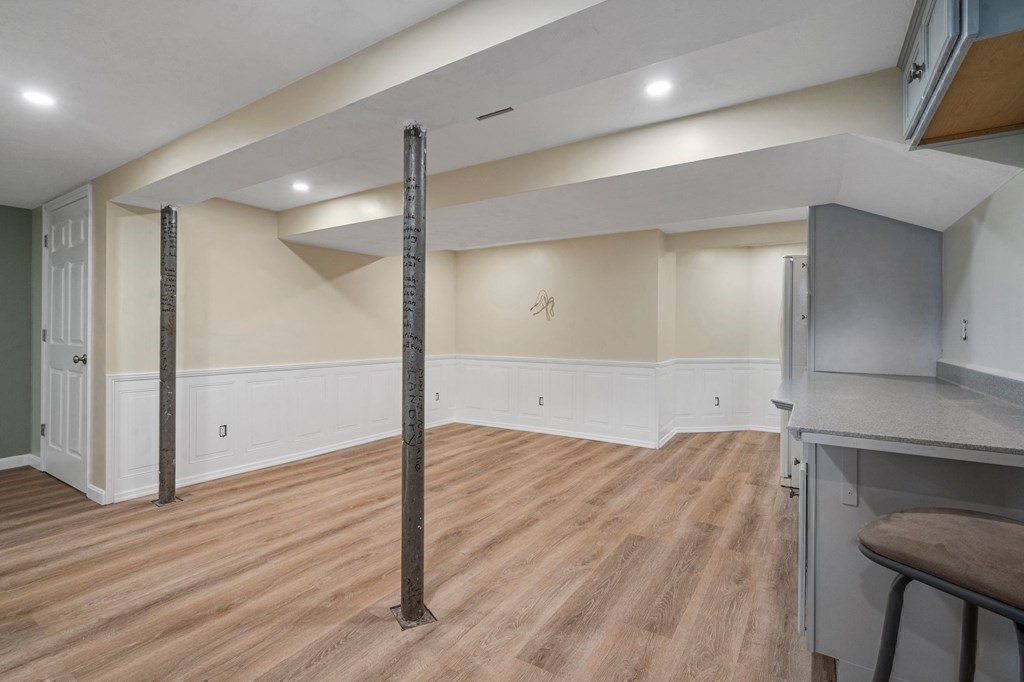 15 Temple Rd. Property Photo 20