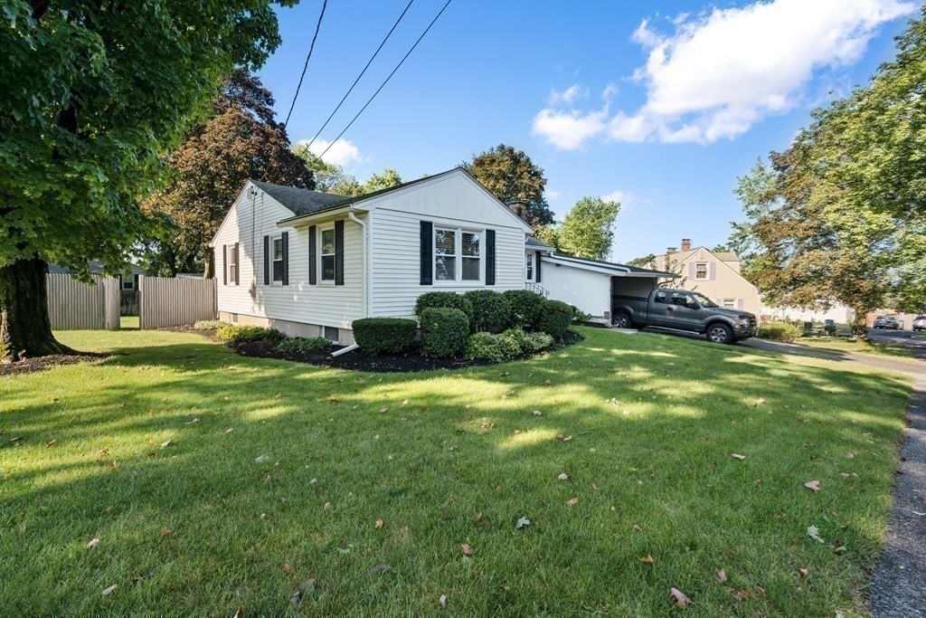15 Temple Rd. Property Photo 24
