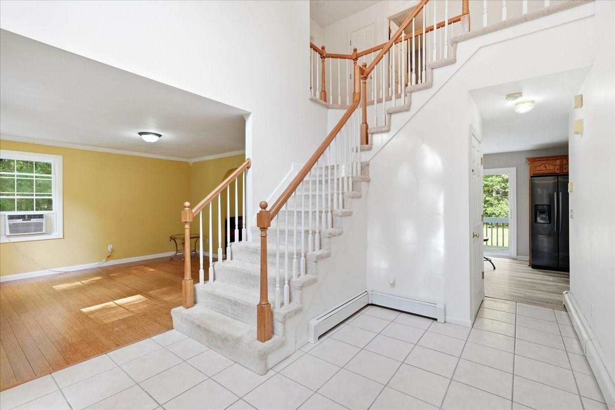 8 Rebecca Rd Property Photo 4