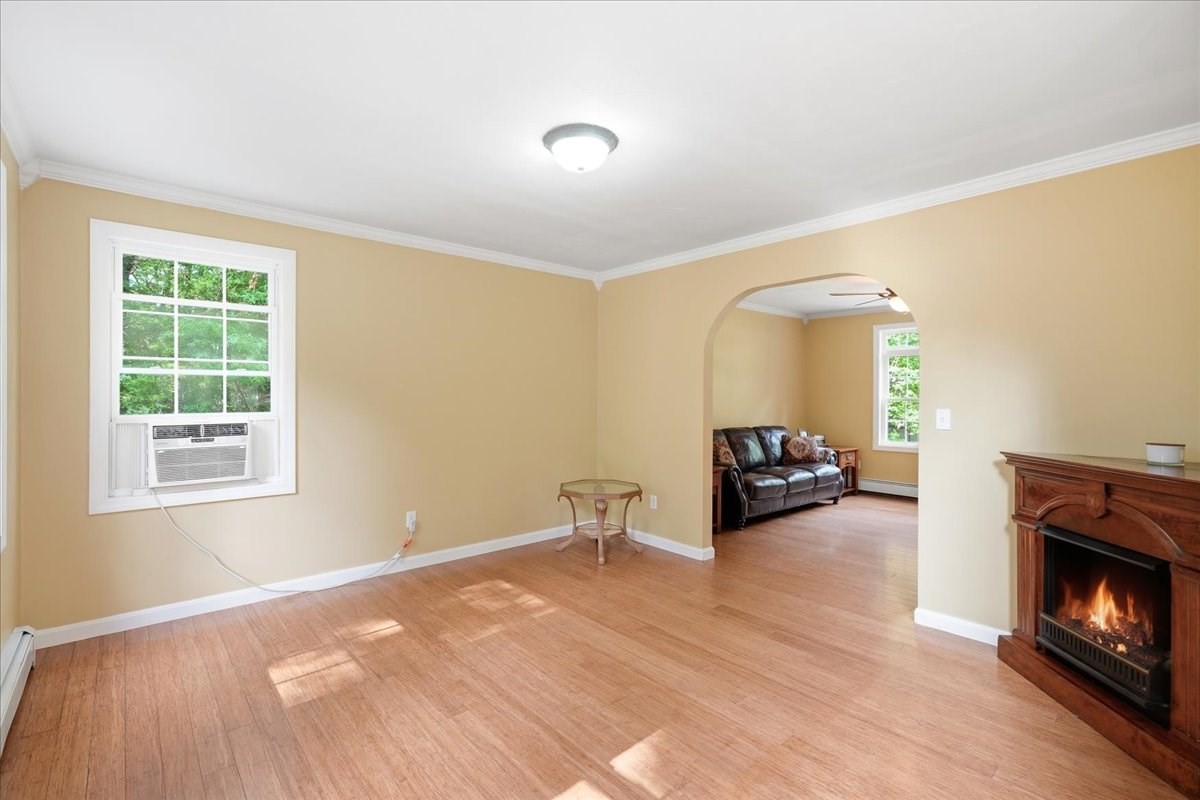 8 Rebecca Rd Property Photo 5