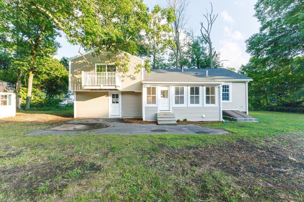 22 Lakeside Ave Property Photo 19
