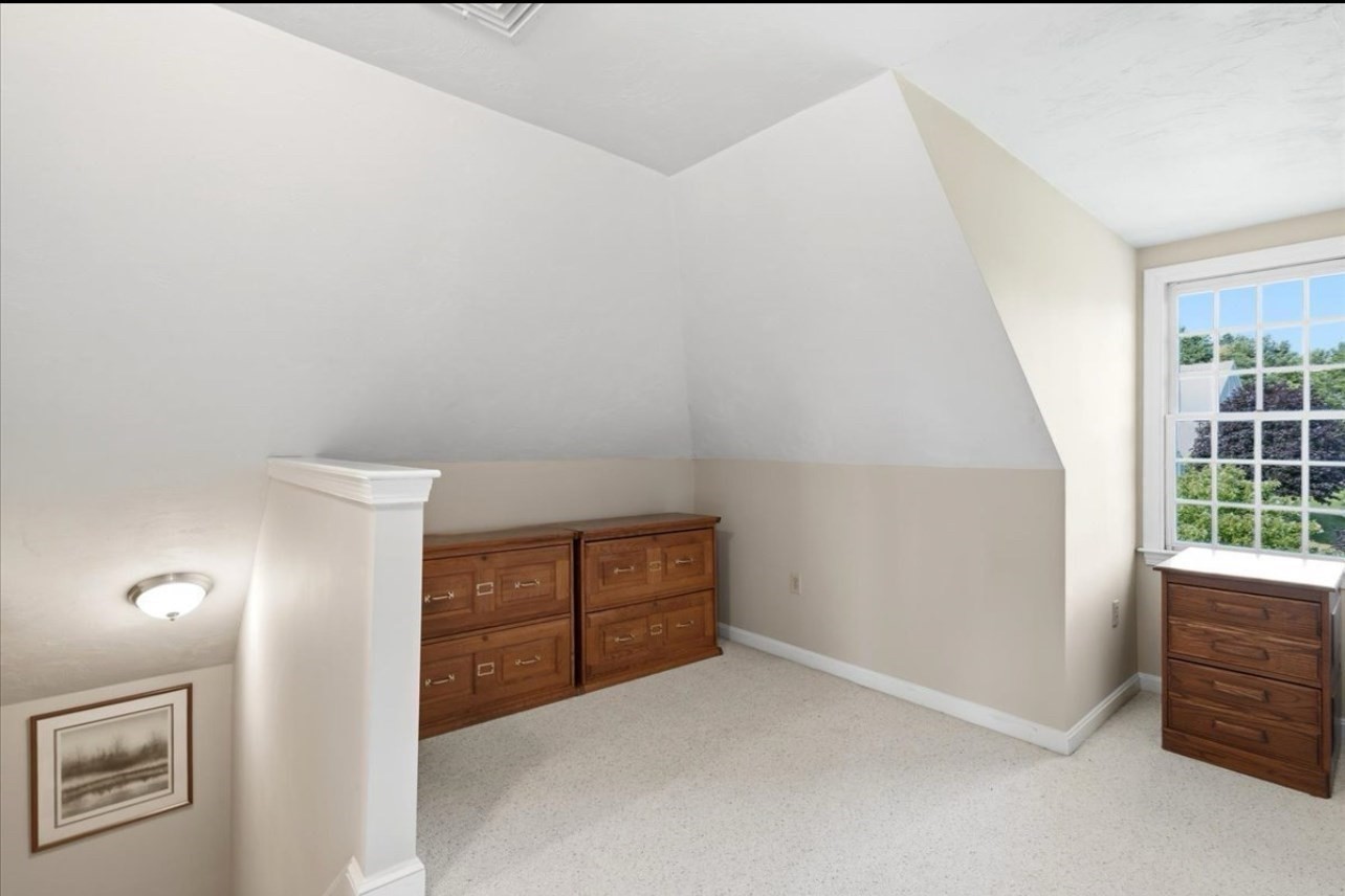 104 Pokanoket Ln Property Photo 33