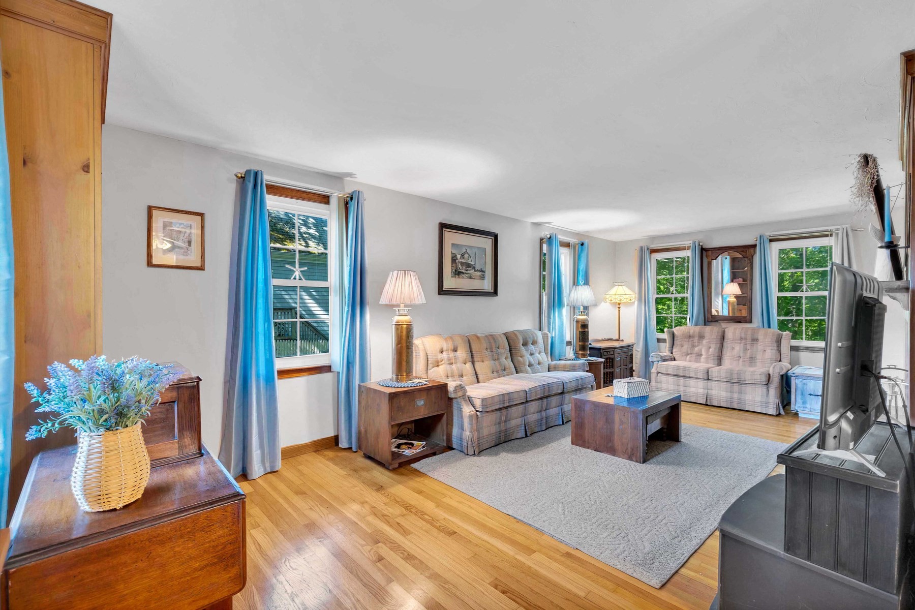 20 Park St Property Photo 28