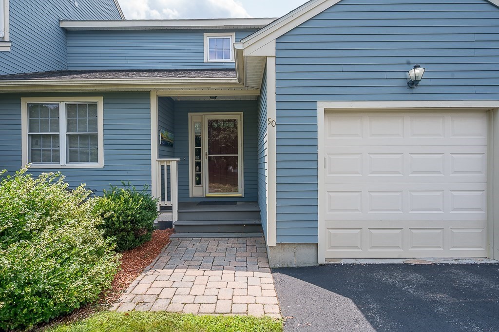 90 Sturbridge Hills Rd # 90 Property Photo 1