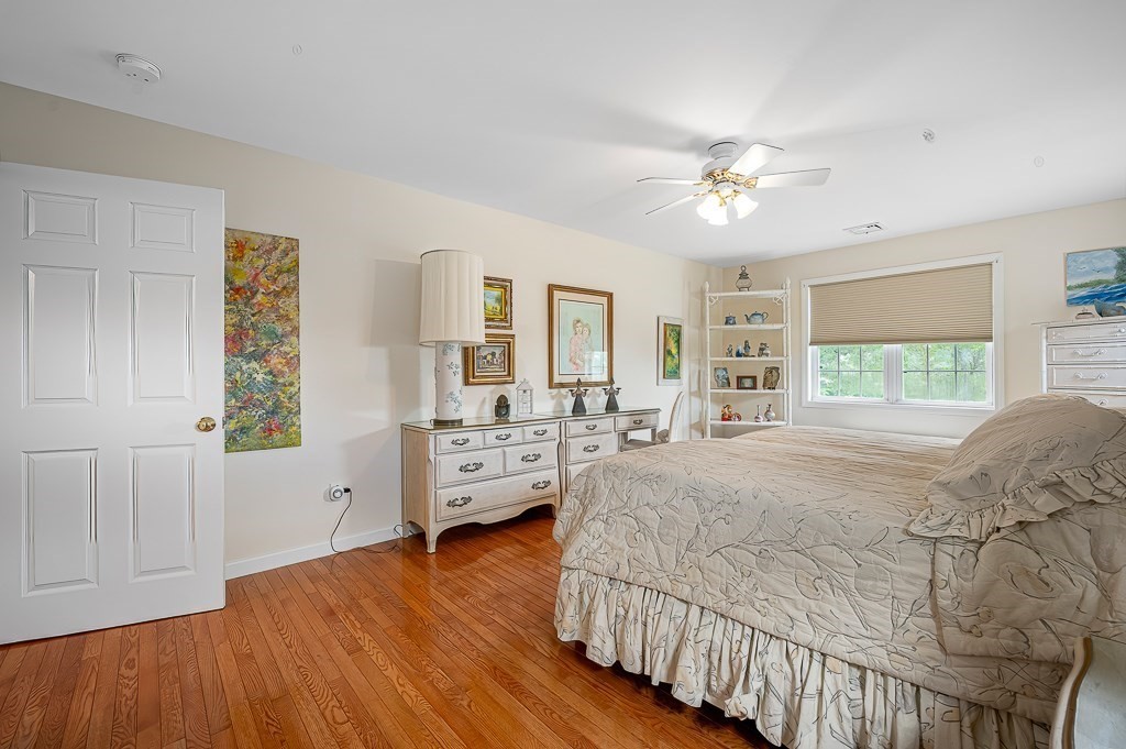 90 Sturbridge Hills Rd # 90 Property Photo 17
