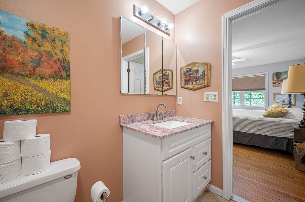 90 Sturbridge Hills Rd # 90 Property Photo 24