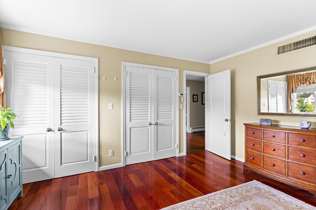 83 Braemoor Rd Property Photo 32