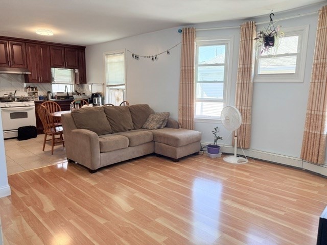 40 Woodbine St Property Photo 3