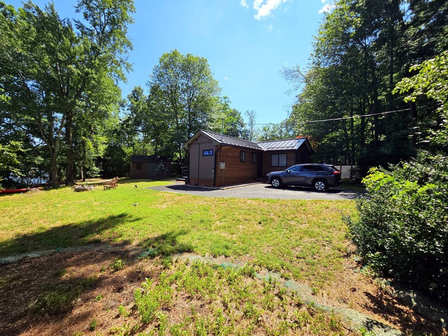 35 Willowwood Ave Property Photo 3