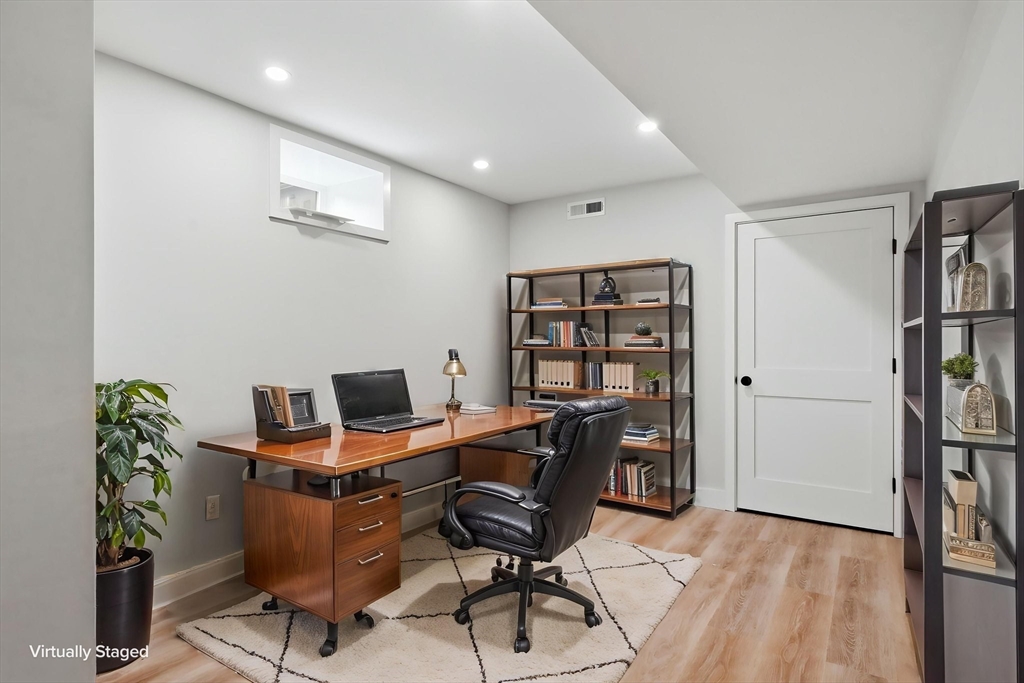 183 Madison St Property Photo 14