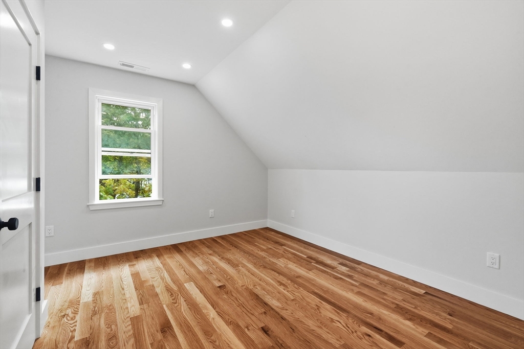 183 Madison St Property Photo 22
