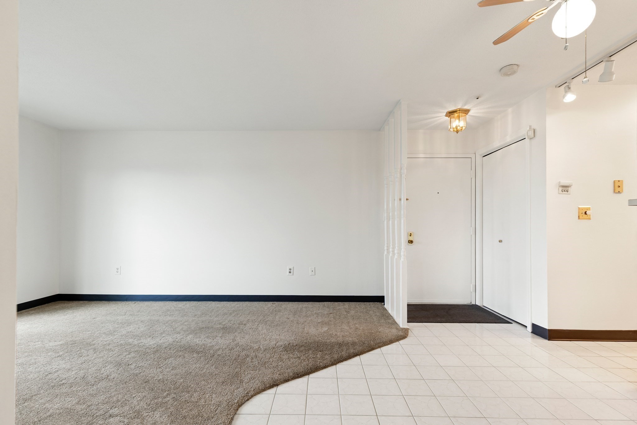 21 Margin St # 27 Property Photo 5