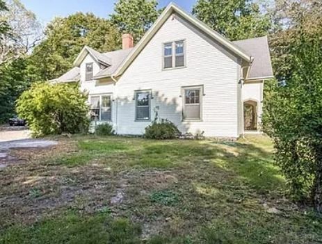 230 Summer St Property Photo 2