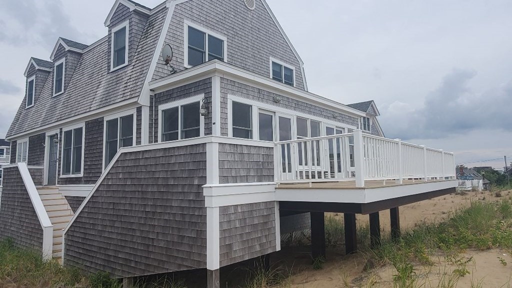 15 49th Street Property Photo 4