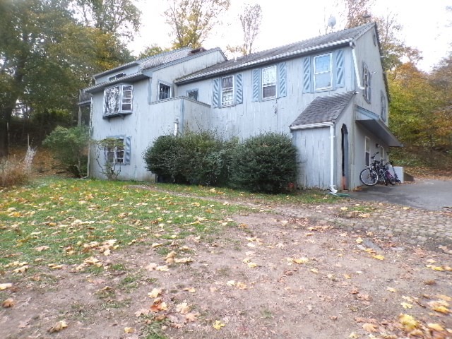 4 Nook Rd Property Photo 1