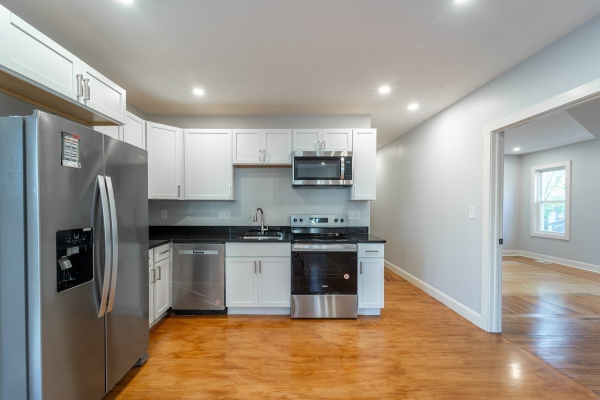 72 Florence St # 1 Property Photo 11
