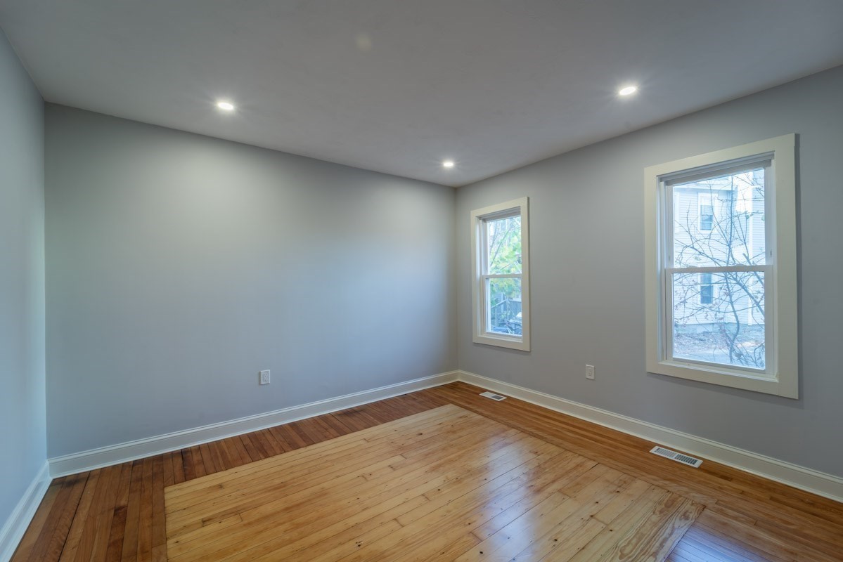 72 Florence St # 1 Property Photo 17