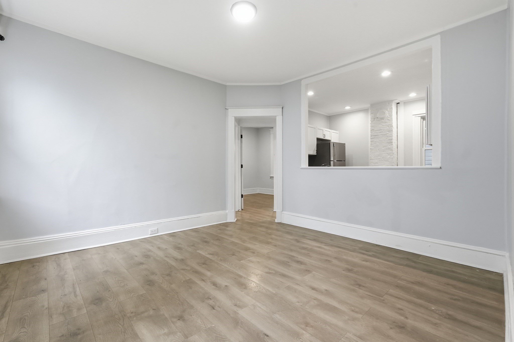 53.5 Orchard St Property Photo 6
