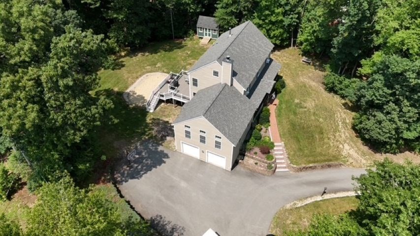 5 Grace Dr Property Photo 2