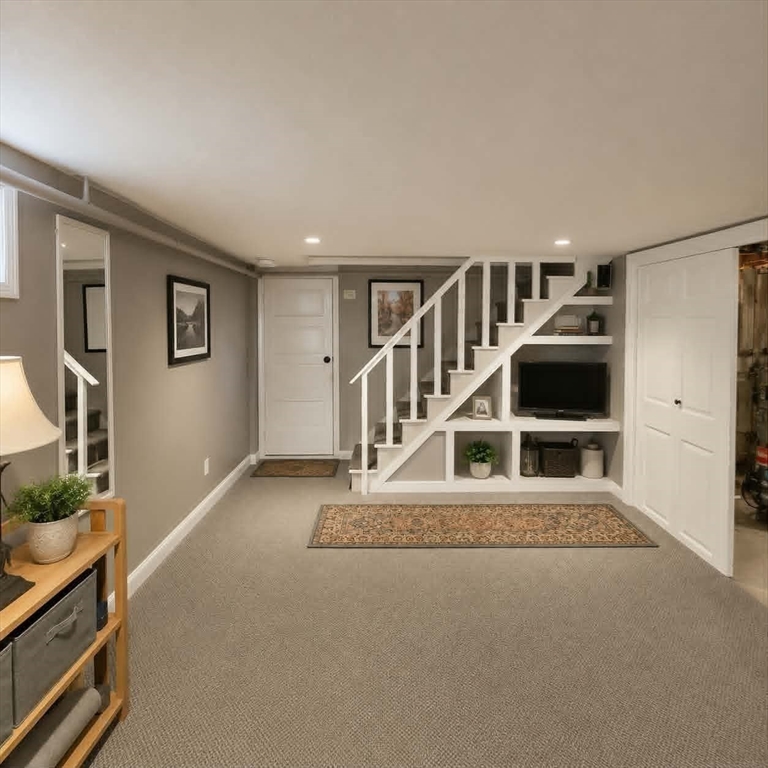 18 Hunnewell Rd Property Photo 21