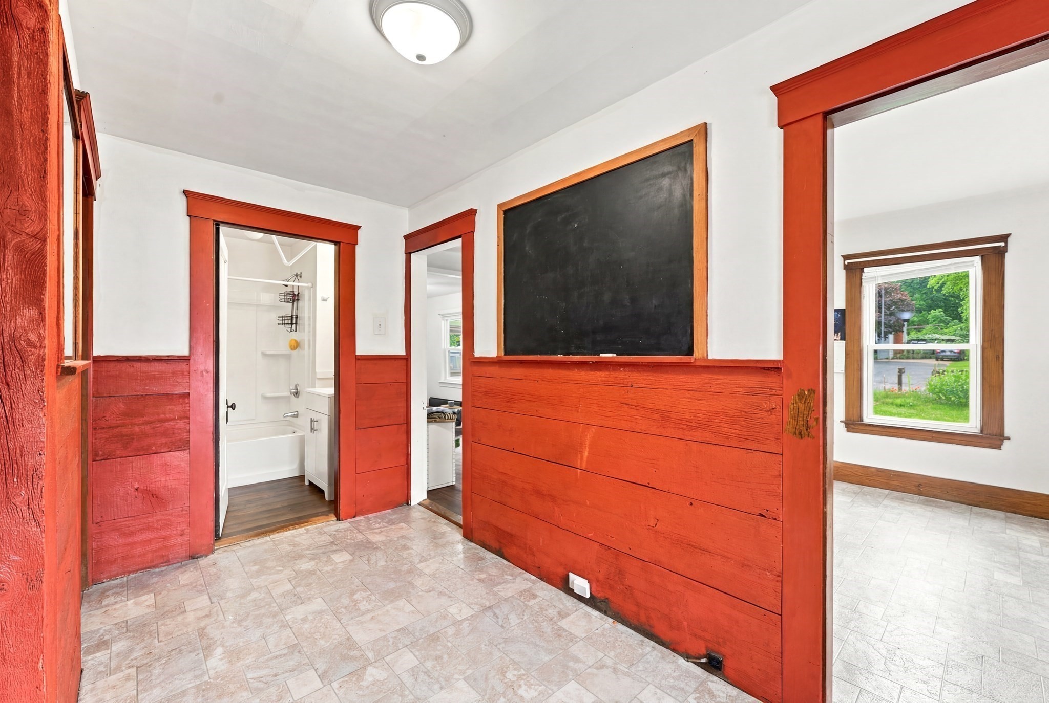270 N Brookfield Road Property Photo 12