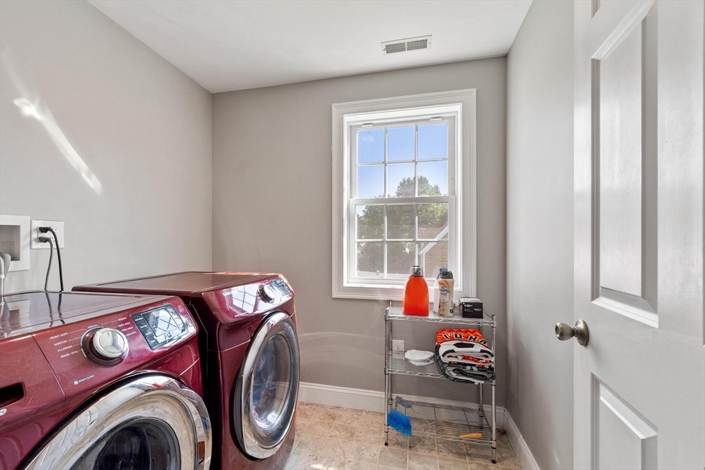 19 Third St Property Photo 23