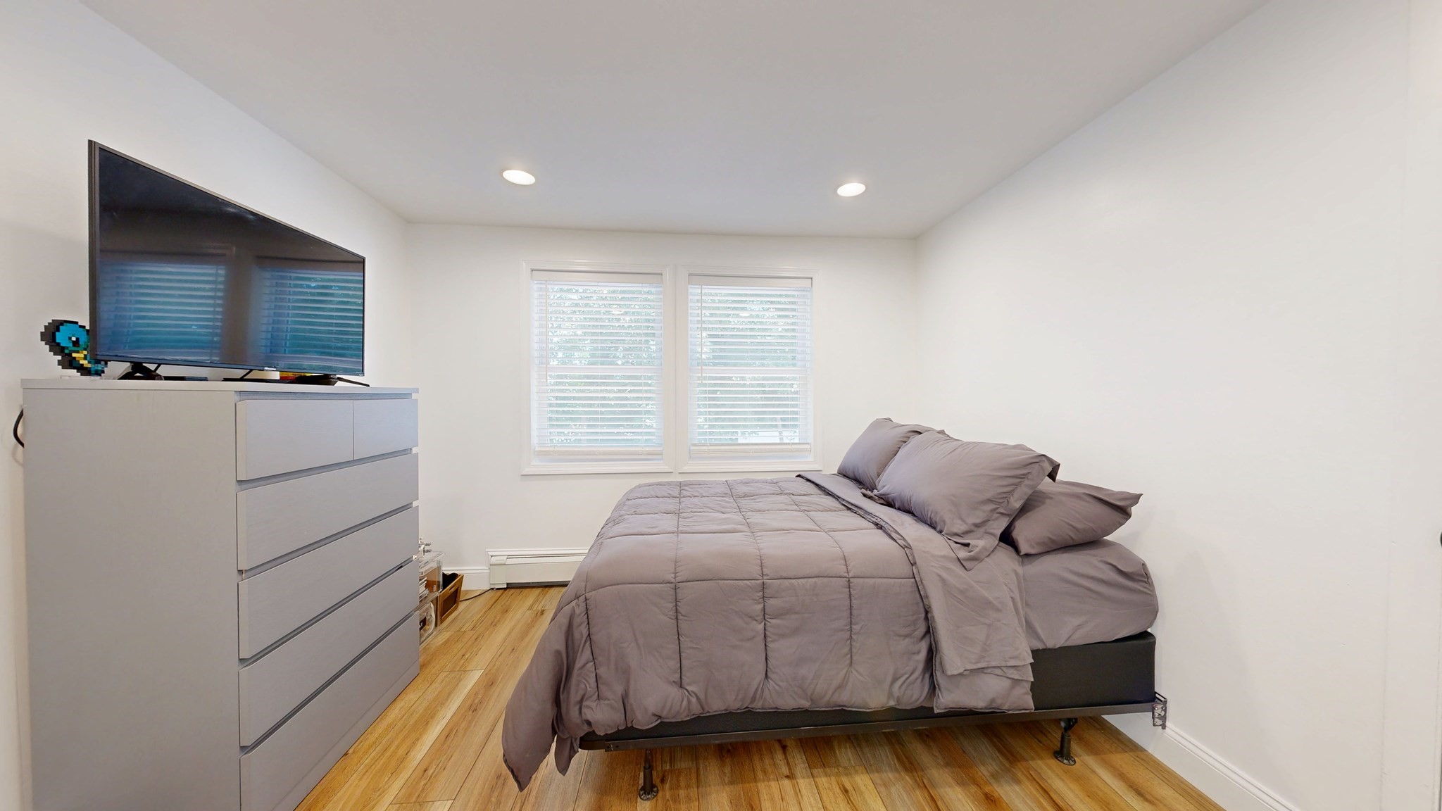 28 Deforest St Property Photo 14