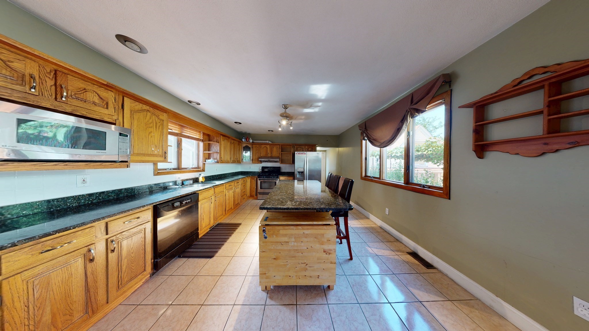 101 Magoun Ave # 101 Property Photo 3