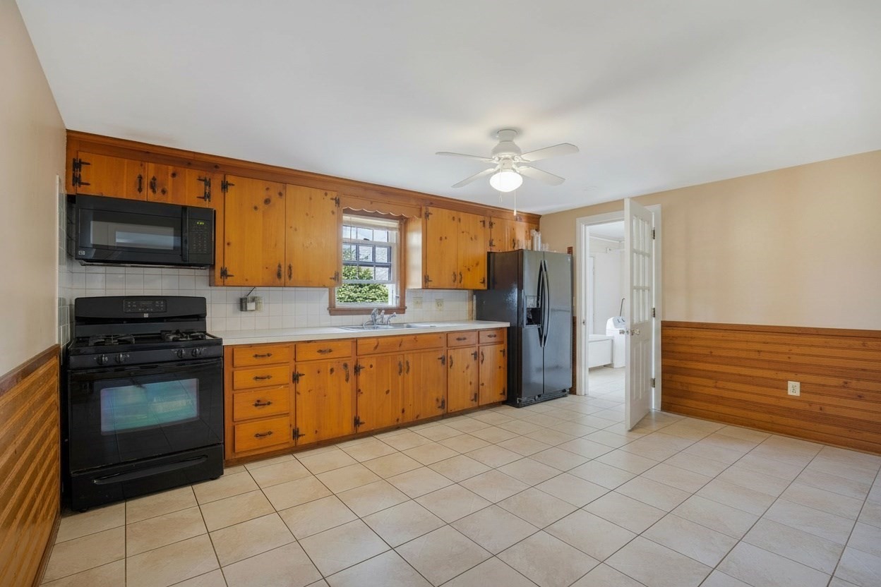 11a Gateway St # A Property Photo 9