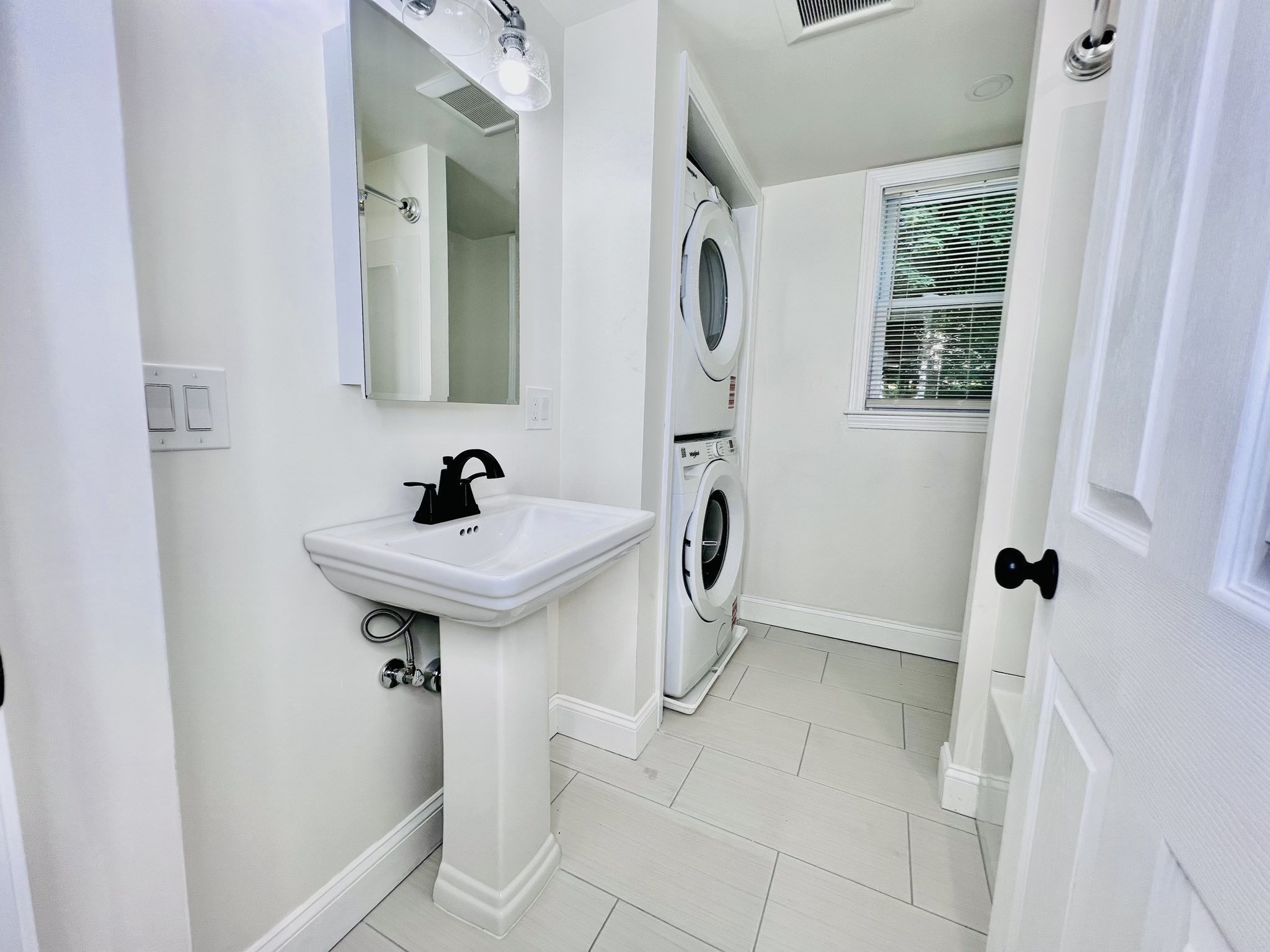 164 Ashburnham St # 2 Property Photo 8