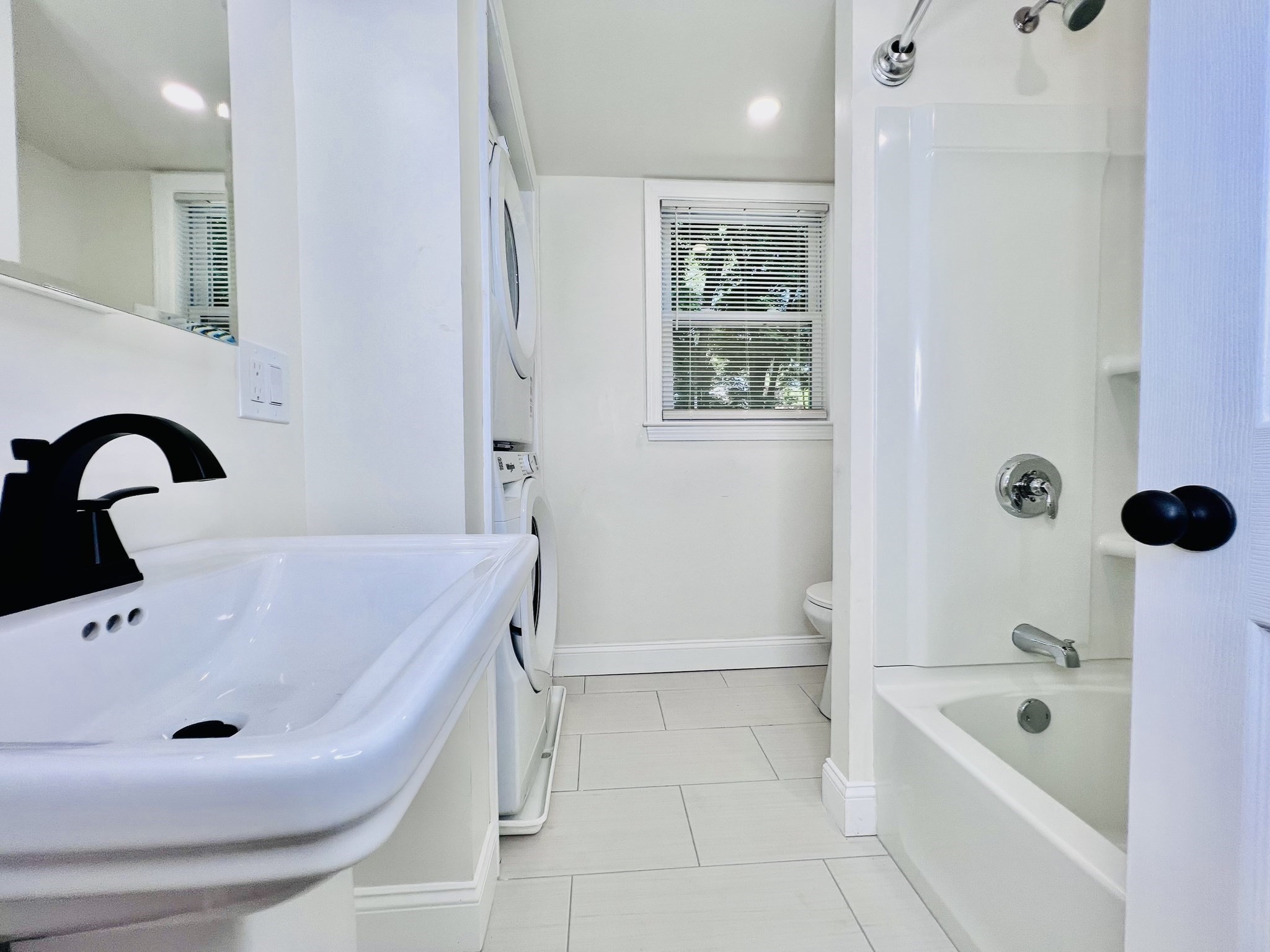 164 Ashburnham St # 2 Property Photo 9
