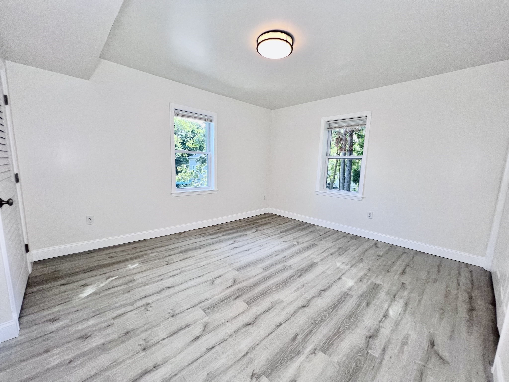 164 Ashburnham St # 2 Property Photo 11