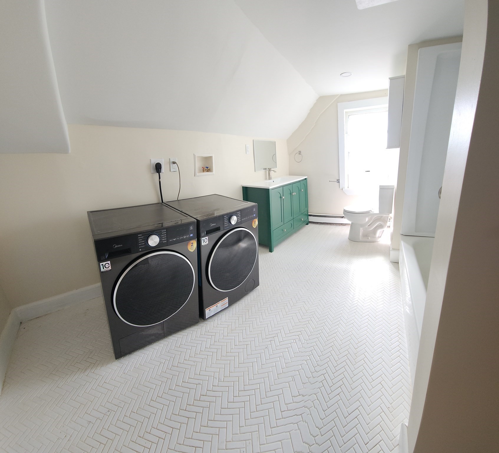 82 Sea St. # 82 Property Photo 5