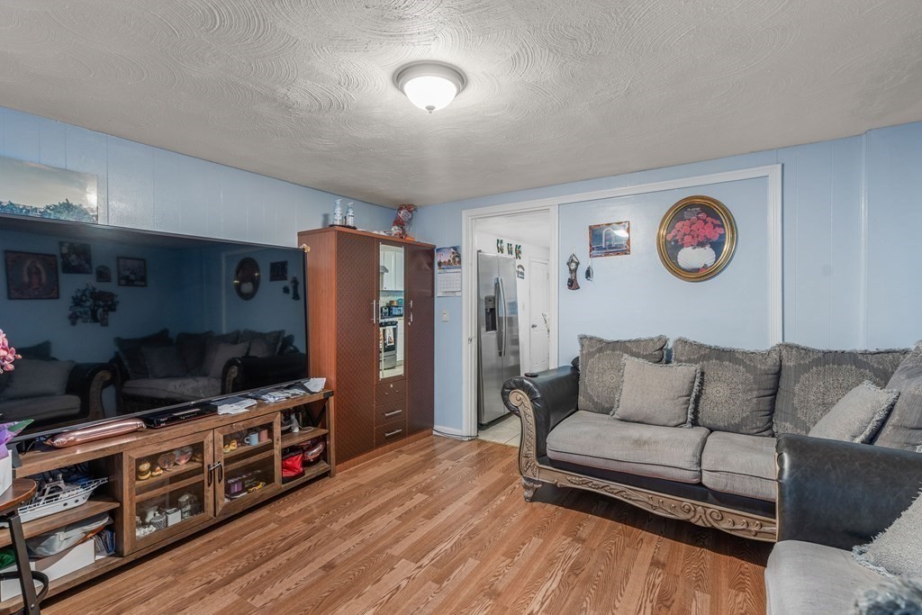 60 Marion St # 60 Property Photo 15