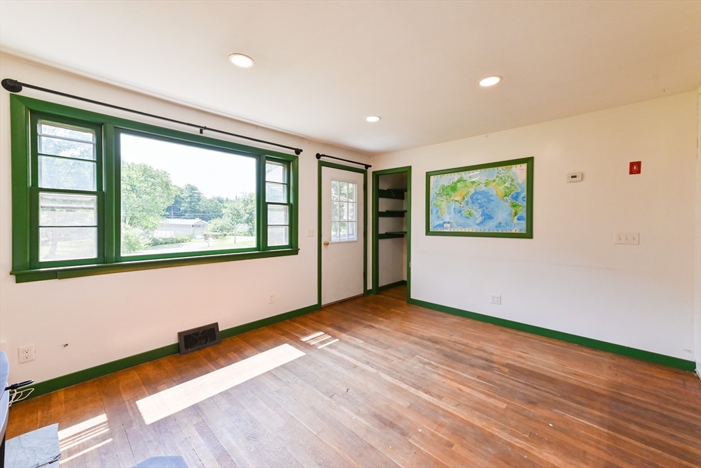 7 Darrel Ave Property Photo 2