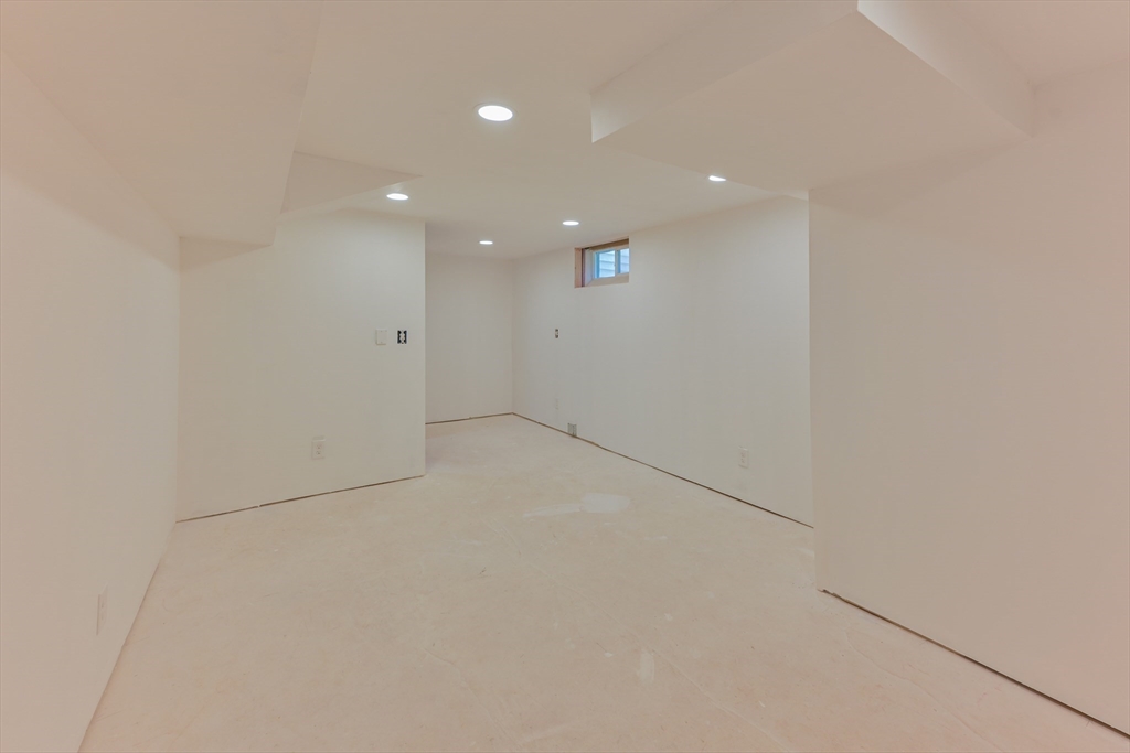 7 Darrel Ave Property Photo 18