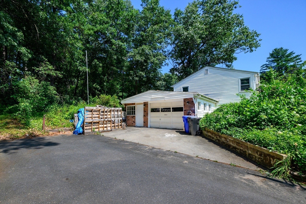 7 Darrel Ave Property Photo 26