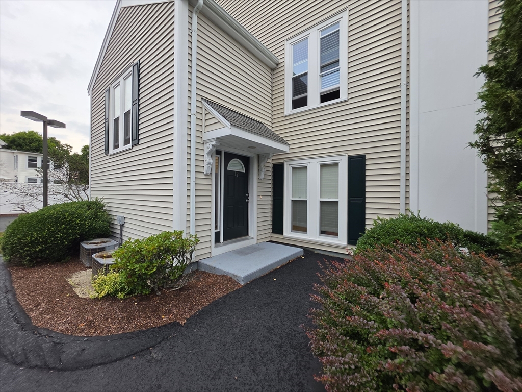 33 Randolph St # 17 Property Photo 1