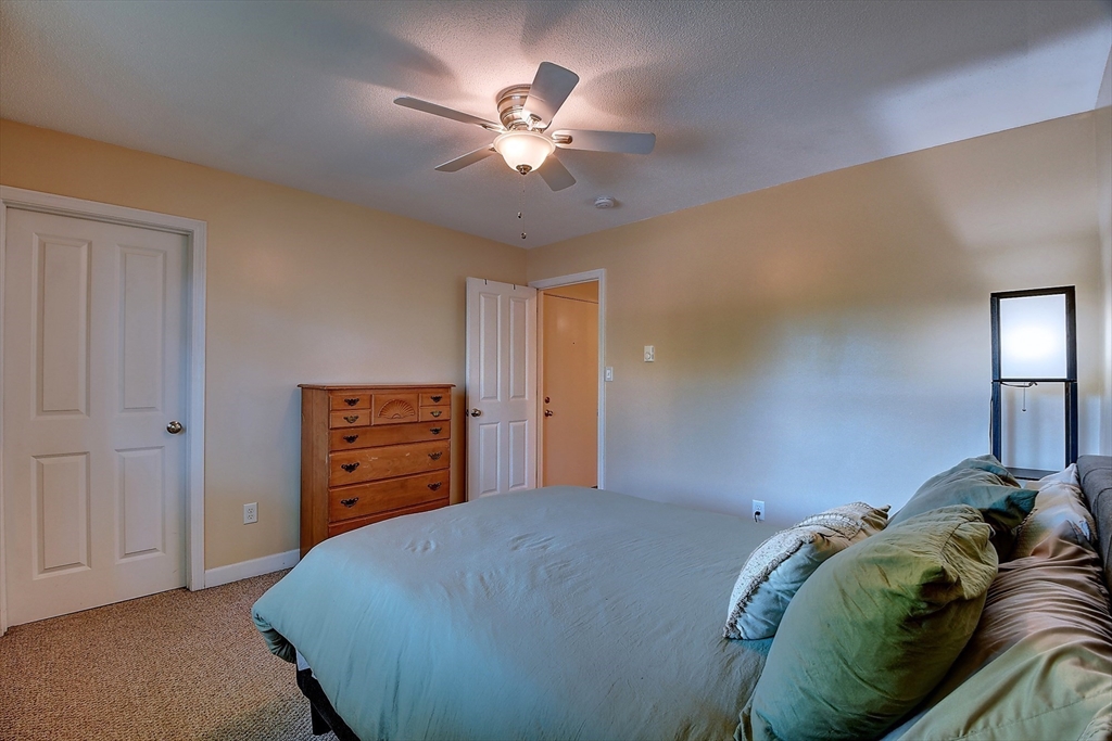 14 Arbor Way # B Property Photo 14