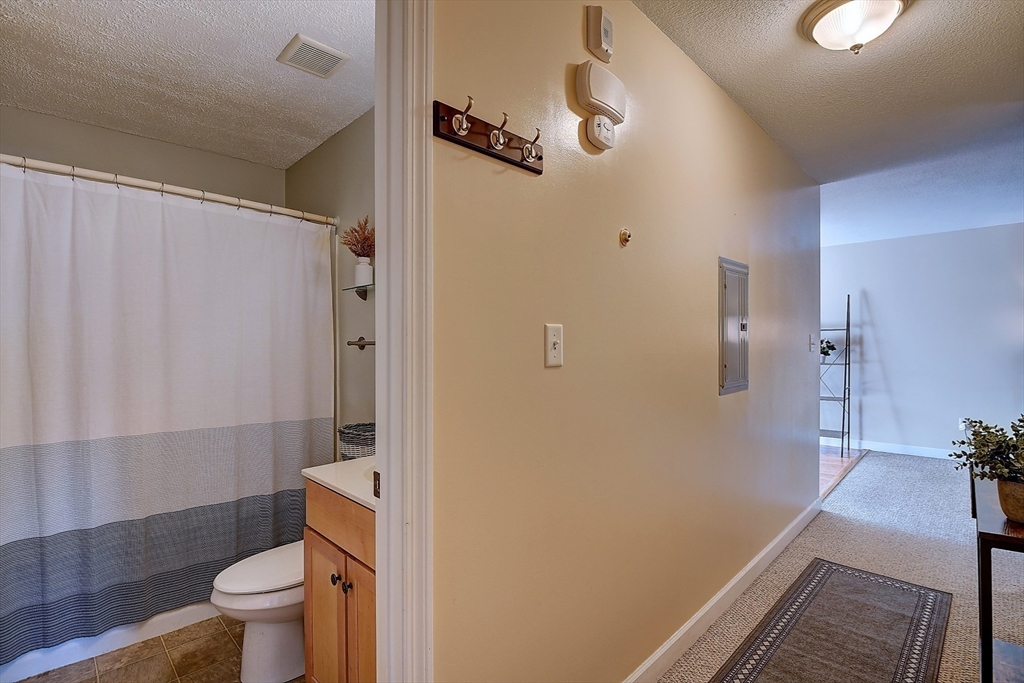 14 Arbor Way # B Property Photo 16