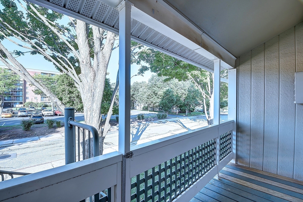14 Arbor Way # B Property Photo 17
