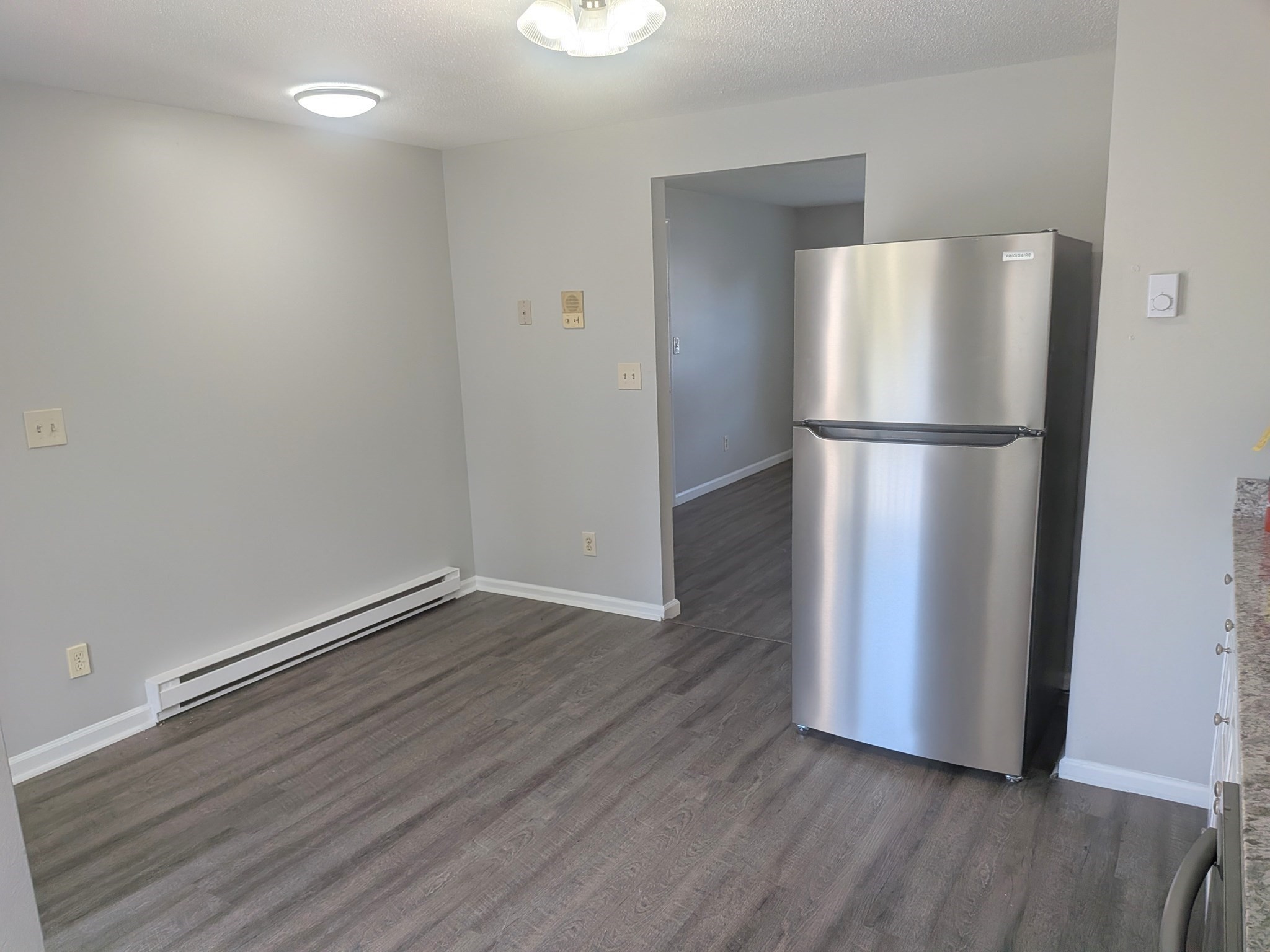 193 Knight # 3 Property Photo 10