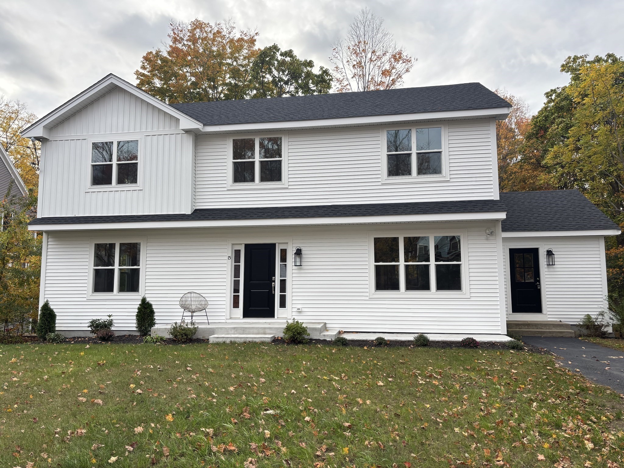 15 Mount Auburn St Property Photo 1